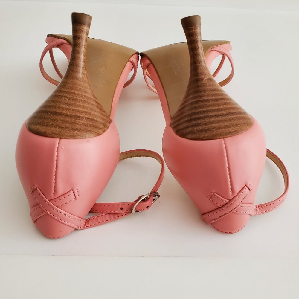 Ann Taylor Loft Leather Ankle Strap 3" Wood Heel Sandals | Like New | 6.5 | Pink - Picture 8 of 16